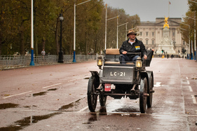 Columbia (1902) – London-to-Brighton Veteran Car Run 2023 Columbia (1902) – London-to-Brighton Veteran Car Run 2023