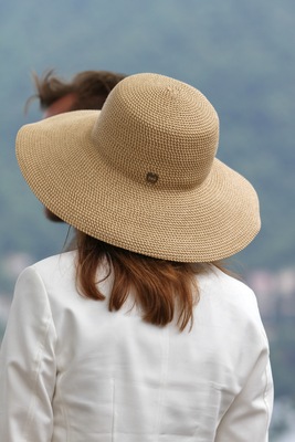 Concorso d'Eleganza Villa d'Este 2015 - Viele Hüte in verschiedenen Farben und Formen