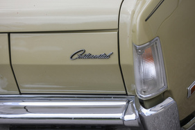 Continental Mark IV (1972) – Ebenfalls typisch sind die hinter einer Klappe verborgenen Doppelscheinwerfer