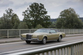 Continental Mark IV (1972) – Sanft gleitet er dahin, völlig geräusch- und erschütterungsfrei