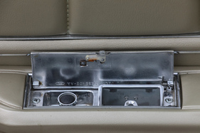 Continental Mark IV (1972) – Solange man lebt, soll man rauchen: Eigener Aschenbecher und Zigarrenanzünder für jeden Passagier