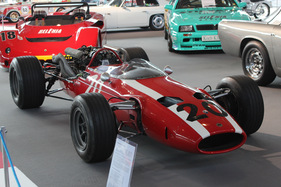 Cooper Maserati V12 T81 (1966) - Chassis F1-5-66 fuhr nicht nur bei GPs sondern auch bei Bergrennen in der Schweiz - an der Retro Classics Stuttgart 2012