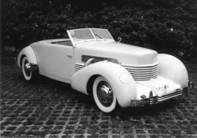 Cord 810 (1936) - die zweisitzige offene Ausführung