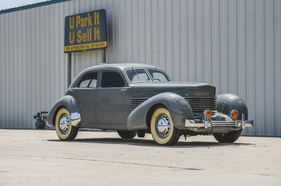 Cord 810 Westchester Sedan (1936) - angeboten als Lot 202 an der RM/Sotheby's Versteigerung in Hershey am 10./11. Oktober 2019