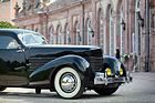 Cord 812 Sedan (1937) - das erste Auto mit Klappscheinwerfern - Classic-Gala Schwetzingen 2020