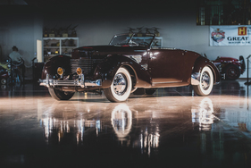 Cord 812 Supercharged Cabriolet (1937) - als Lot 255 angeboten an der RM/Sotheby's Arizona Versteigerung am 17./18. Januar 2019