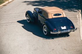 Cord 812 Supercharged Phaeton (1937) - als Lot 125 angeboten von RM/Sotheby's in Arizona am 28./29. Januar 2016