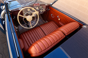 Cord 812 Supercharged Sportsman Cabriolet (1937) - als Lot 184 an der RM Sotheby’s Arizona Versteigerung 2025