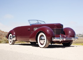 Cord 812 Supercharged "Sportsman" Convertible Coupe (1937) - als Lot 152 an der Monterey RM Auction vom 17. und 18. August 2012 angeboten