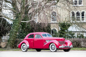 Cord Model 812 Westchester Sedan (1937) - as Lot 031 at the Bonhams Goodwood Members Meeting auction on March 18, 2018
