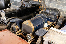 Courier Model 10-A-1 Roadster (1910) - angeboten als Lot 525 an der Bonhams Two Generations Collection Auction am 29. April 2023