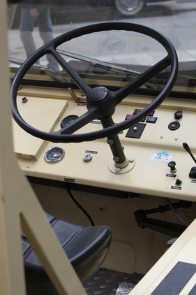 CroCo ATV 4x4 (1984) - einfaches Cockpit, alles wassergeschützt - O-iO 2016