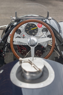 Cromard Special (1950) - Blick über den Tankdeckel