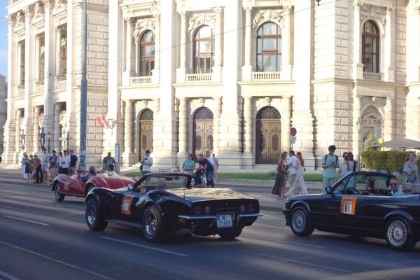 Cruisen am Burgtheater - Vienna Classic Days 2024