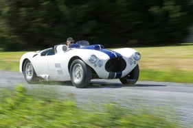 Cunningham C4R Cotninuation (1952) - als Lot 068 an der Bonhams Quail Lodge Auction am 14. August 2015