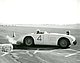 Cunningham C5-R (1953) in Le Mans 1953 – Testrunden auf einem Flugfeld (© The Collier Collection, 1953) Cunningham C5-R (1953) in Le Mans 1953 – Testrunden auf einem Flugfeld (© The Collier Collection, 1953)