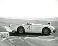 Bild: Cunningham C5-R (1953) in Le Mans 1953 – Testrunden auf einem Flugfeld