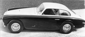 Cunningham Continential Coupé (1953) - wunderschöne Karosserie, gezeichnet von Michelotti, gebaut von Vignale