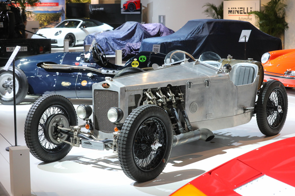 Curtiss Frazer Nash (1927) - brachiale Vorkriegskonstruktion auf dem Stand von Lutziger Classic Cars - Auto Zürich 2022