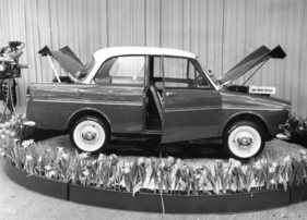 DAF 750 (1962) am Genfer Automobilsalon - mit stärkerem 750 cm3 Motor DAF 750 (1962) am Genfer Automobilsalon - mit stärkerem 750 cm3 Motor