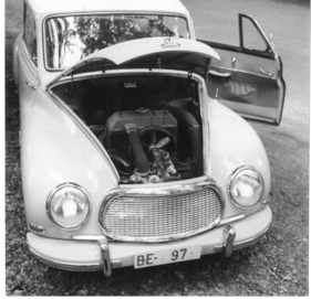 DKW 3=6 (1957) - Blick unter die Motorhaube