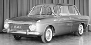DKW F 102 (1964) – frühe Ausführung ohne seitliche Zierleiste