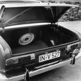 DKW F 102 (1964) – unpraktisch hohe Ladekante