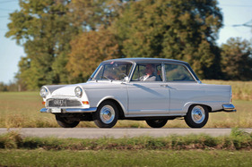 DKW F12 (1964) - Stark erhöhte Fenster im Vergleich zu seinem Vorgänger