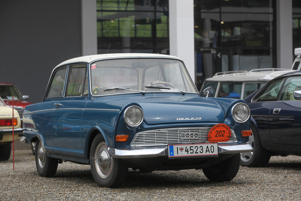DKW F12 (1964) - in Zweifarbenlackierung - Motorworld Classics Bodensee 2022