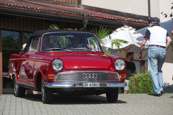 DKW F12 Roadster (1964) - Dach geschlossen - Albisgütli Classic Cars & Bikes August 2022