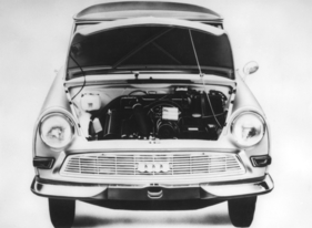 DKW Junior (1962) - Blick unter die Motorhaube DKW Junior (1962) - Blick unter die Motorhaube