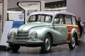 DKW Meisterklasse Universal (1951) - Kombiversion im Rahmen der "Raumwunder" - Techno Classica Essen 2019 (1951)