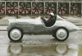 DKW-Rennwagen - Frieder Bach im DKW - Fahrzeugmuseum Chemnitz