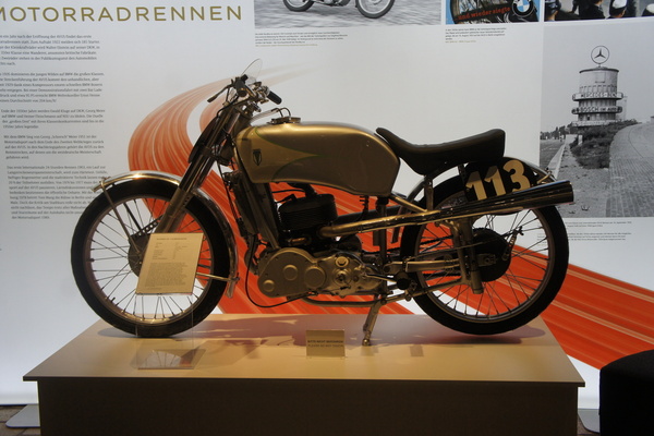 Bild DKW SS 250 (1937) - Teil der Ausstellung "AVUS 100: Ein rasantes Jahrhundert" im PS-Speicher Einbeck