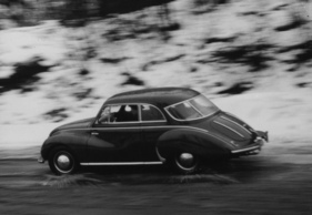 Bild DKW Sonderklasse 3=6 (1953) - in voller Fahrt