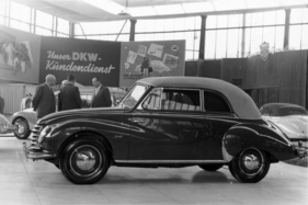 DKW Sonderklasse Kabriolet (1953) - an der IAA 1953 DKW Sonderklasse Kabriolet (1953) - an der IAA 1953