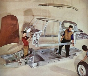 DS: Robuste Plattform, filigraner Pavillon