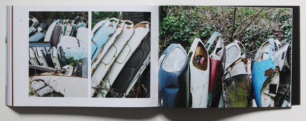 Bild DS auf dem Autofriedhof - Buch "The Goddess - La Déesse - Investigations on the Legendary Citroën DS"