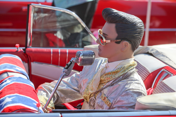 Da gehört natürlich auch etwas Musik dazu, aber nicht immer ist Elvis gleich zur Stelle.