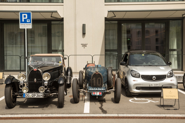 Da glaubt man immer, der Smart sei klein, doch der Franzose ...