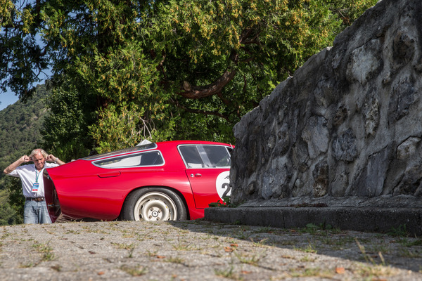 Da musste doch so mancher sein Gehör vor den hochdrehenden Motoren schützen.