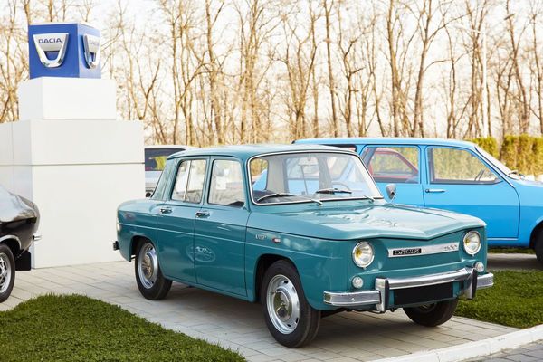 Bild Dacia 1100 (1968) - Teil der Dacia Heritage Collection