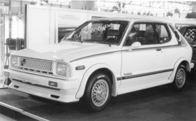 Daihatsu Runabout Prototyp (1982) - am Genfer Automobilsalon von 1982 - in Tokio war dieser Wagen mit der Zusatzbezeichnung De Tomaso ausgestellt - in Genf fehlt diese