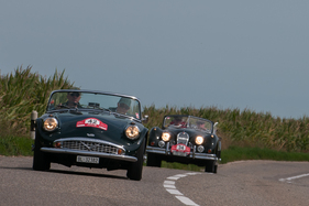 Daimer SP 250 Dart (1959) - am RAID Suisse-Paris 2015