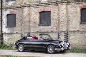 Daimler 2 1/2-Litre V8 Vicarage Convertible (1964) - als Lot 235 an der Bonhams Versteigerung am Goodwood Festival of Speed 2017
