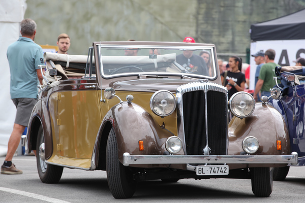 Daimler DB18 Convertible aus den späten Vierzigerjahren - British Car Meeting Mollis 2017