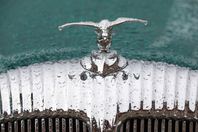 Daimler DB18 Special Sports Barke (1951) - Kühlerfigur mit nassen Beinen - 18. ASC-Classic-Gala Schwetzingen 2022