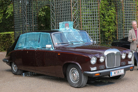 Daimler DS 420 Saloon (1987) - wurde von der köngiglichen Familie genutzt - 18. ASC-Classic-Gala Schwetzingen 2022