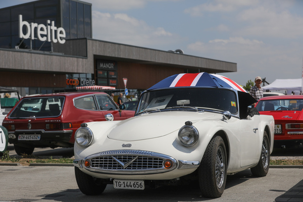 Daimler Dart SP 250 V8 (1961) - mit passendem Accessoir - Fantastic Plastic Rickenbach 2023