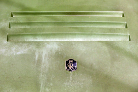 Daimler PMG Rapport Forte V12 (1978) - der Lack des Einzelstücks hat sich nicht besonders gut gehalten - Oldtimer- und Teilemarkt Fribourg 2014